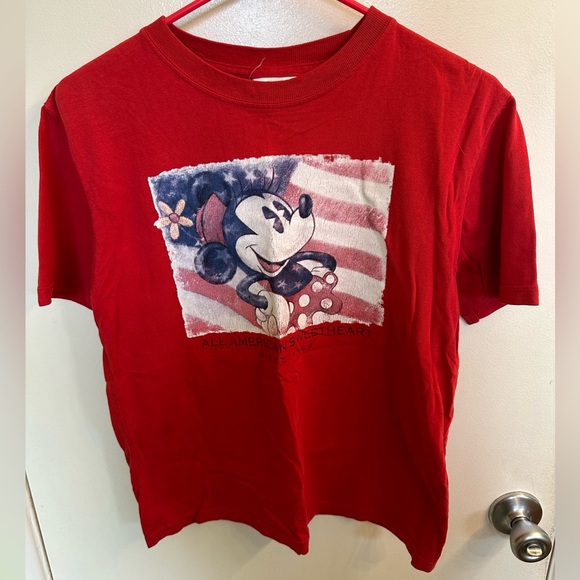 Red Minnie Mouse T-Shirt - Picture 1 of 3